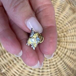 Silver and Gold Angel Brooch Pin Heart Rhinestone .75"  x .5"